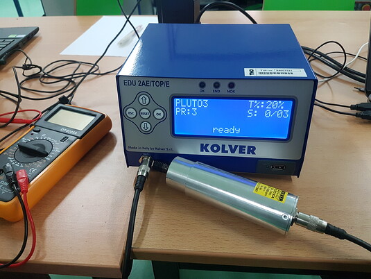 Figure 3: KOLVER screwing system, includes controller and screwing unit.